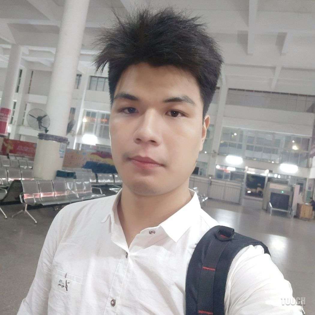 梁小富的照片
