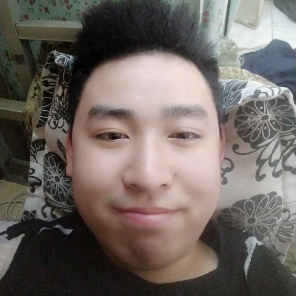 寒冷回首外套的照片