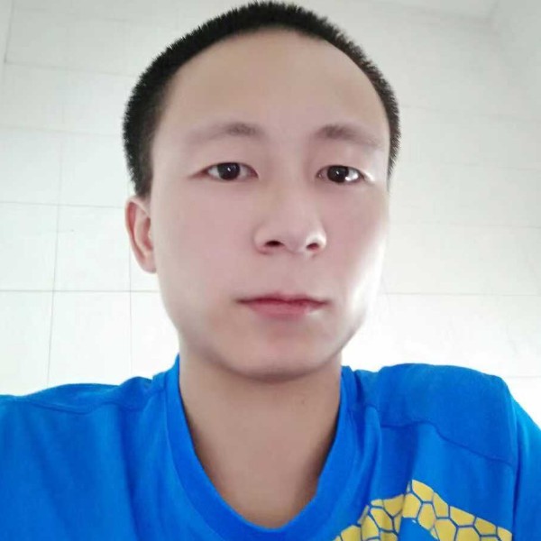 张灵珍的照片