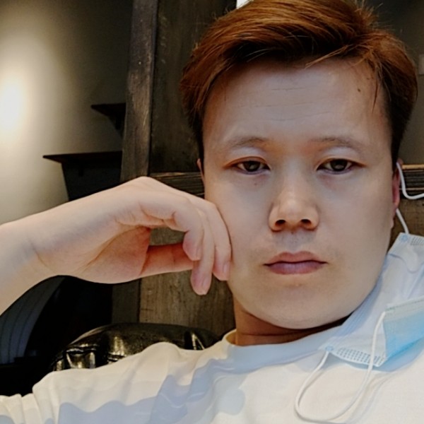 崖悔方缥缈的照片