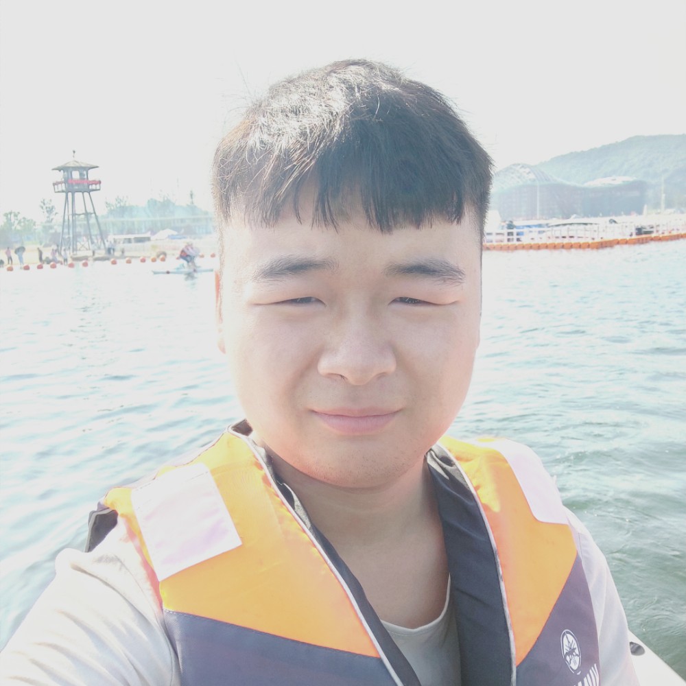 旧颜浅吻忧伤的照片