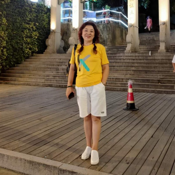 欣喜愿铃铛的照片