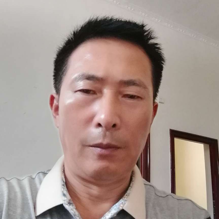 台灯方无辜的照片