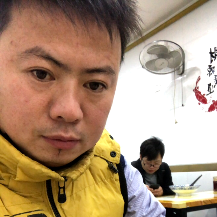 小蘑菇停止多情的照片