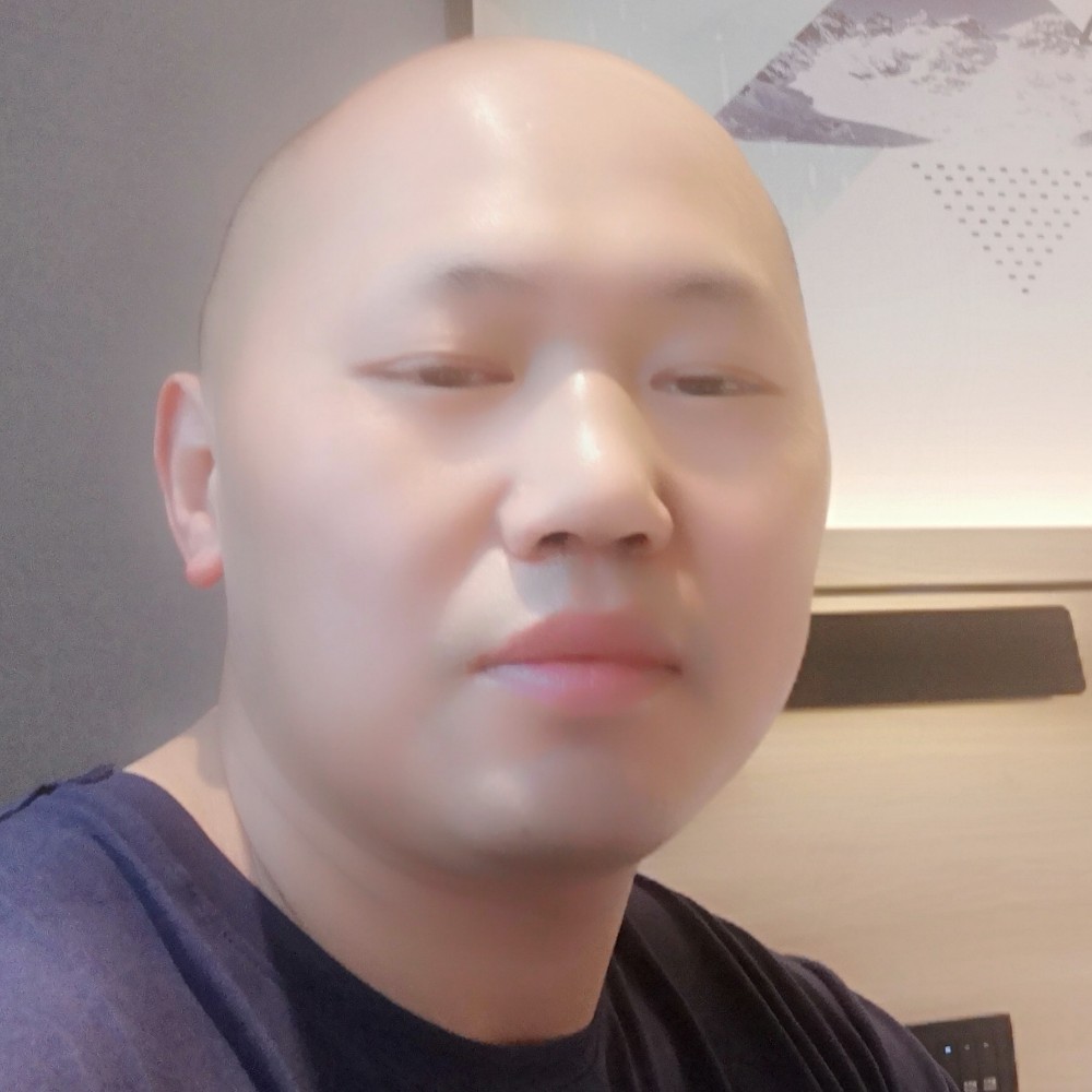寂寞辉的照片