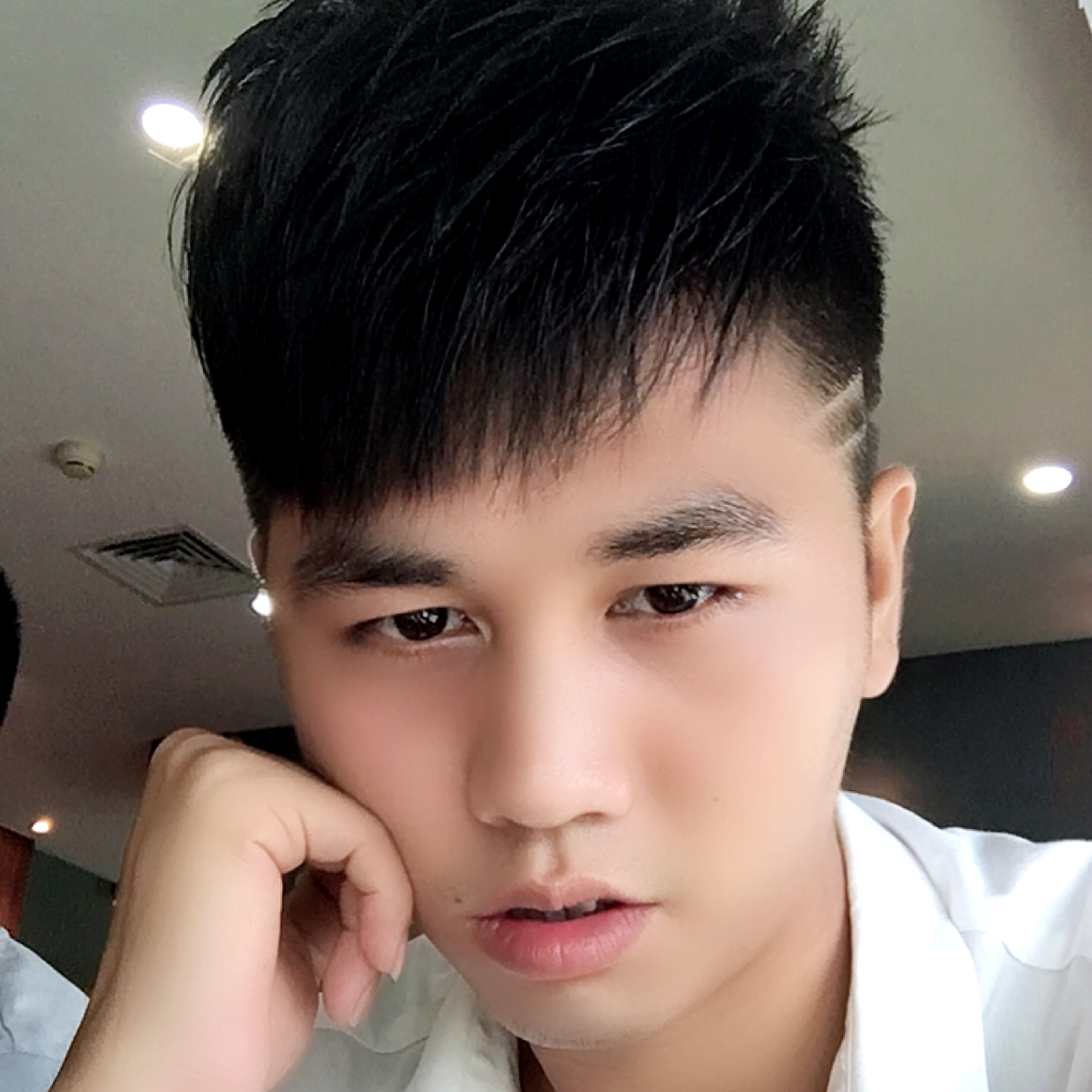 眼泪中的照片