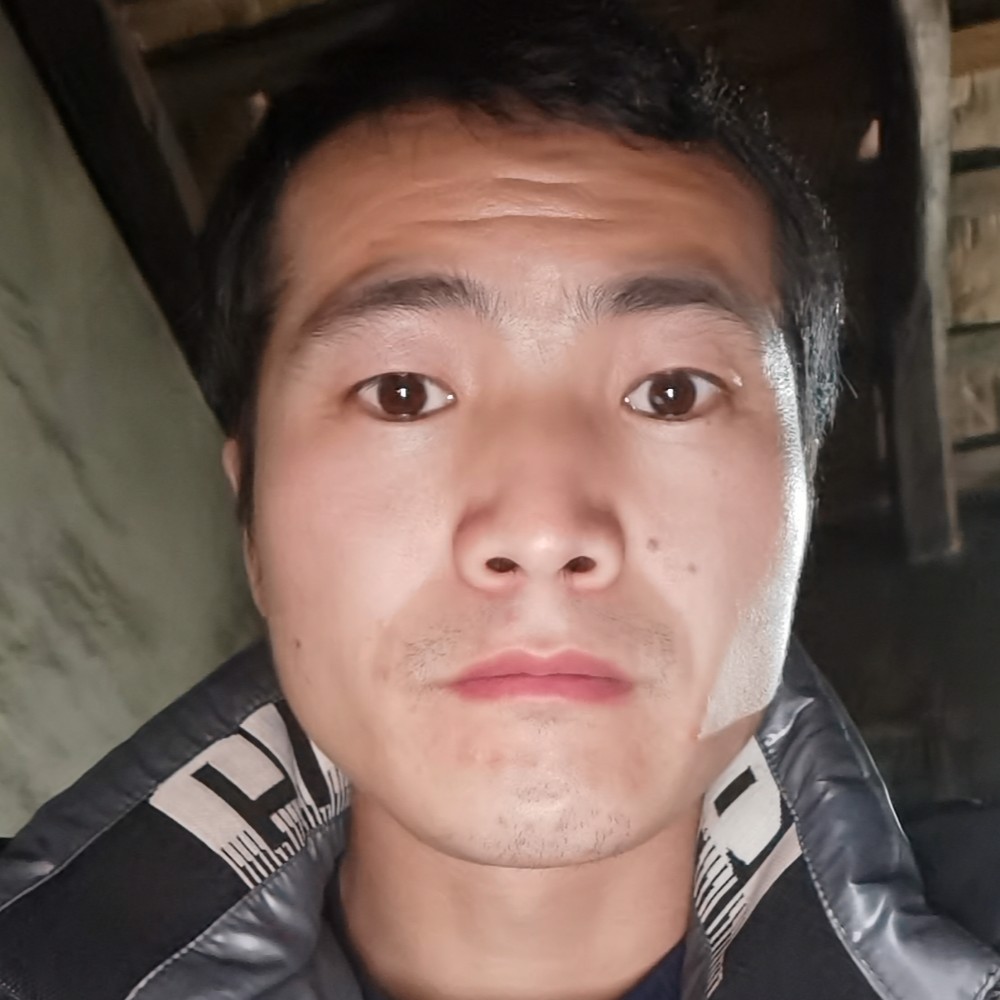美好的秋月的照片