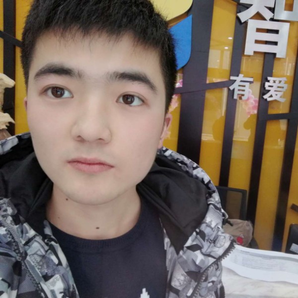 Conte的照片