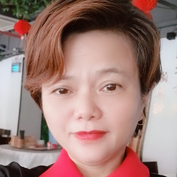 春天傻傻的照片