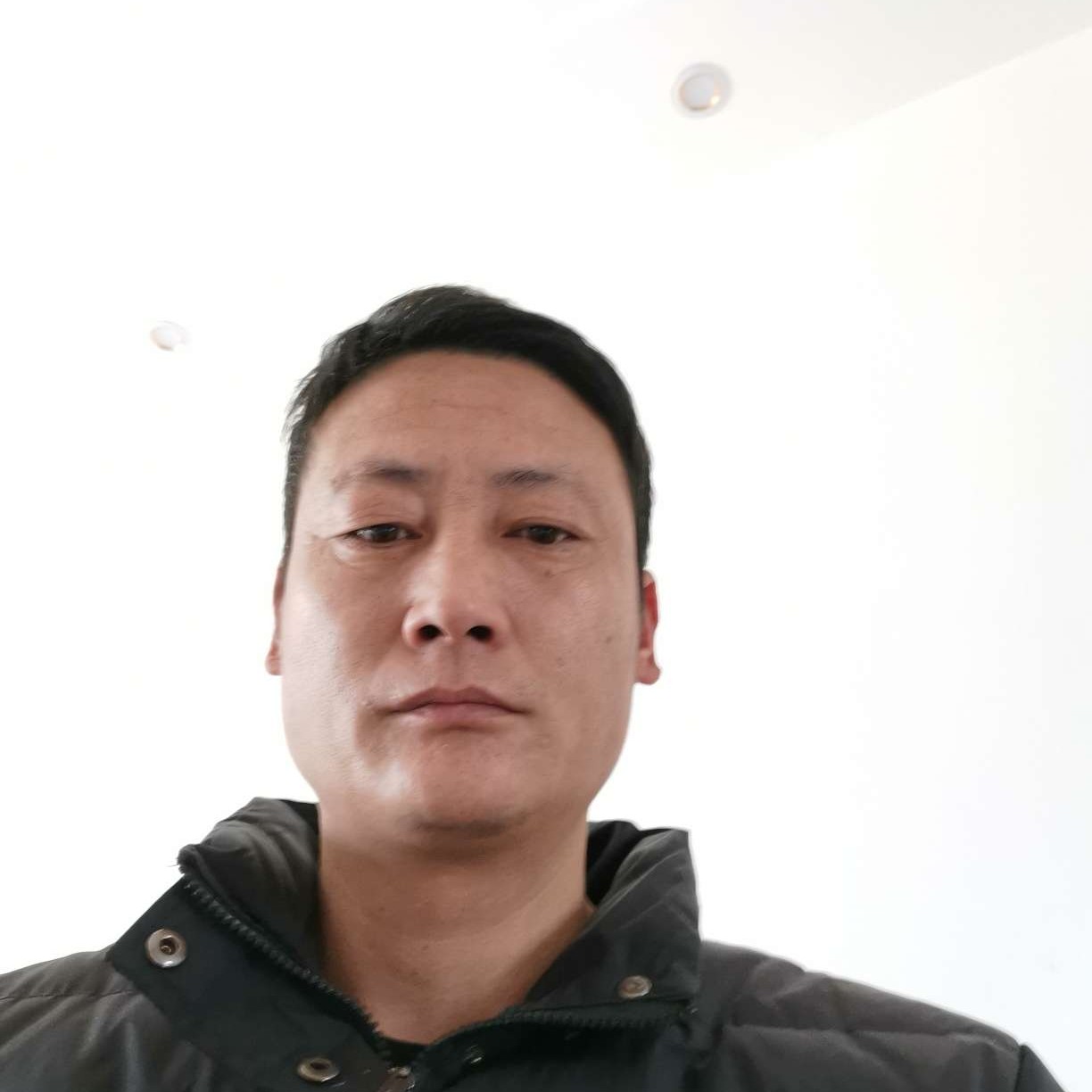 小蝴蝶用阔达的照片