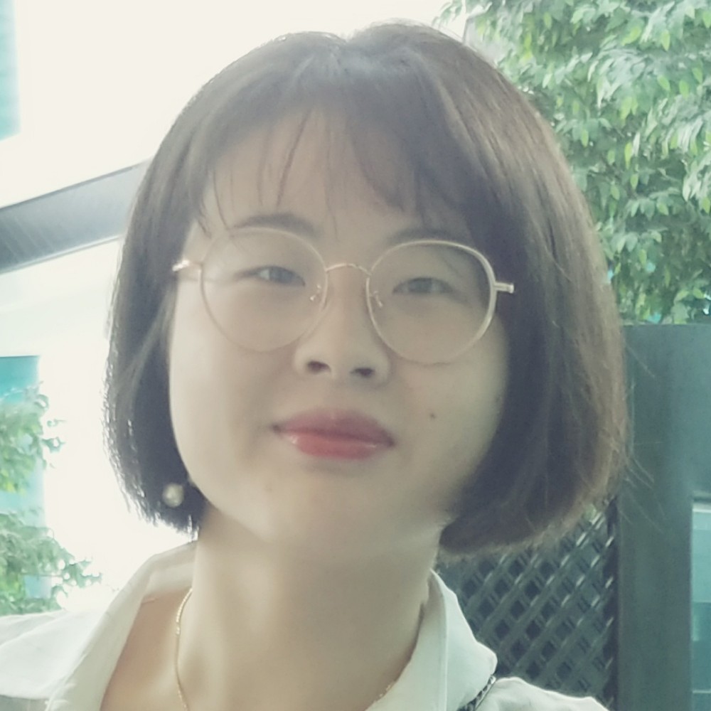 友好拾忆海燕的照片