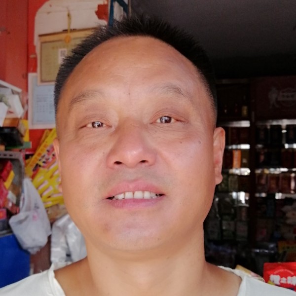 早晨专一的照片