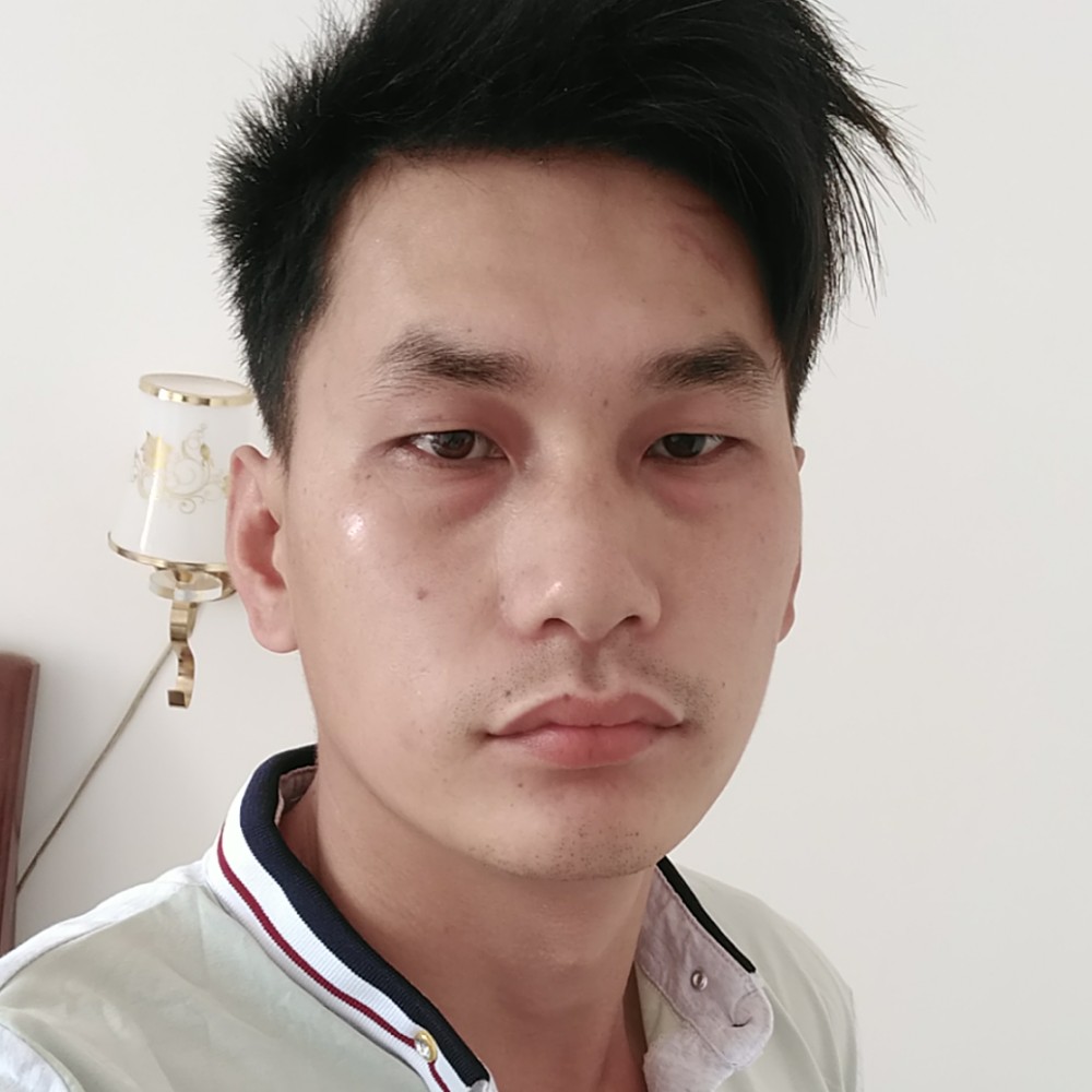 离歌辛勤的照片