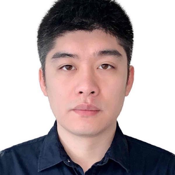 沉默等待过客的照片