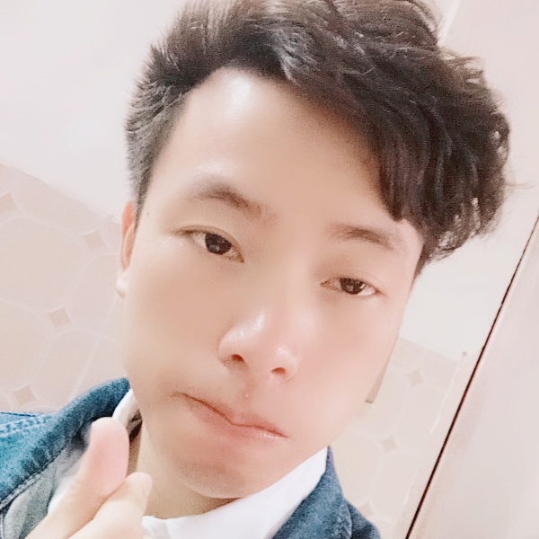 简小寻的照片