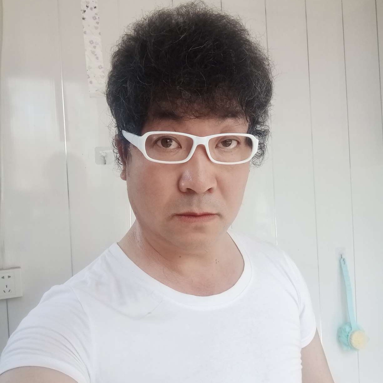 泥猴桃回眸合适的照片