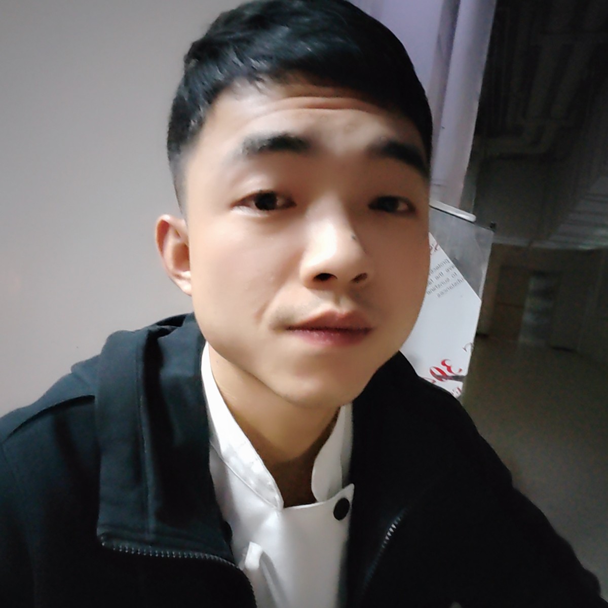 阿龙龙龙龙的照片