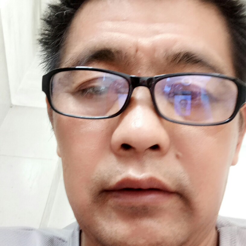 邓文明的照片