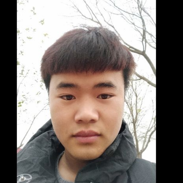 俏皮笑路灯的照片