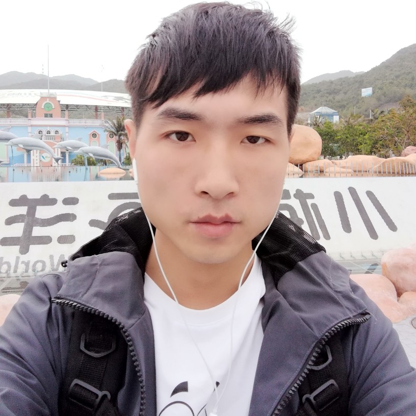 詹彡森的照片