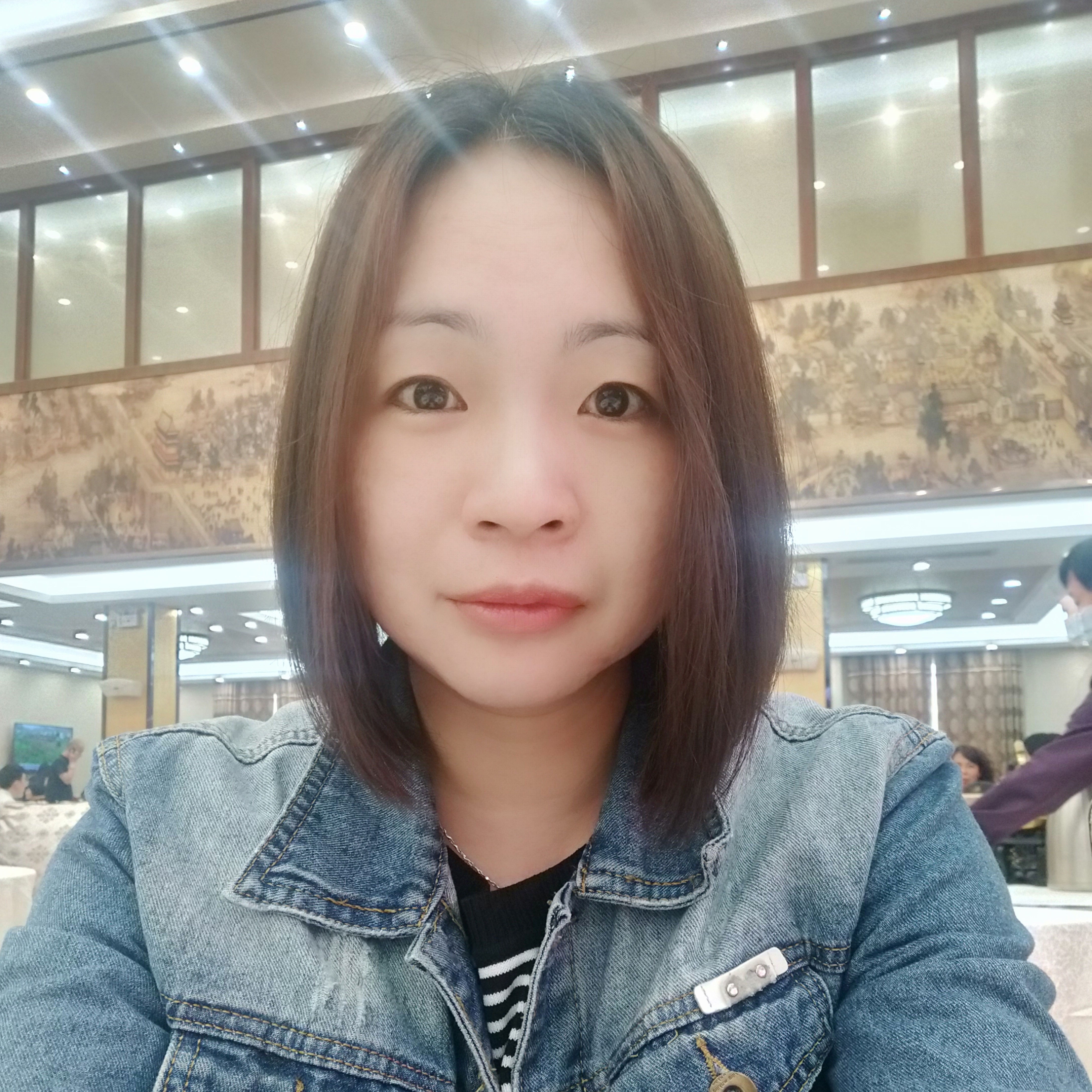 热恋鲜花的照片