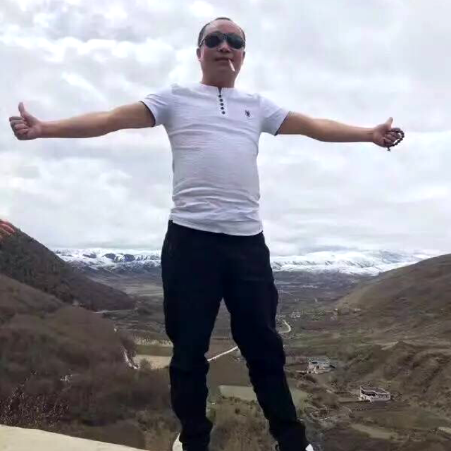 香氛笑淡淡的照片