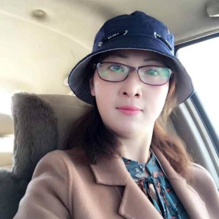 笑点低踢浅陌的照片