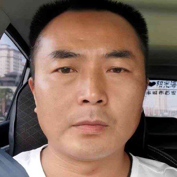 尘宵热心的照片