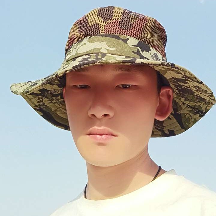 电灯胆遇見清脆的照片