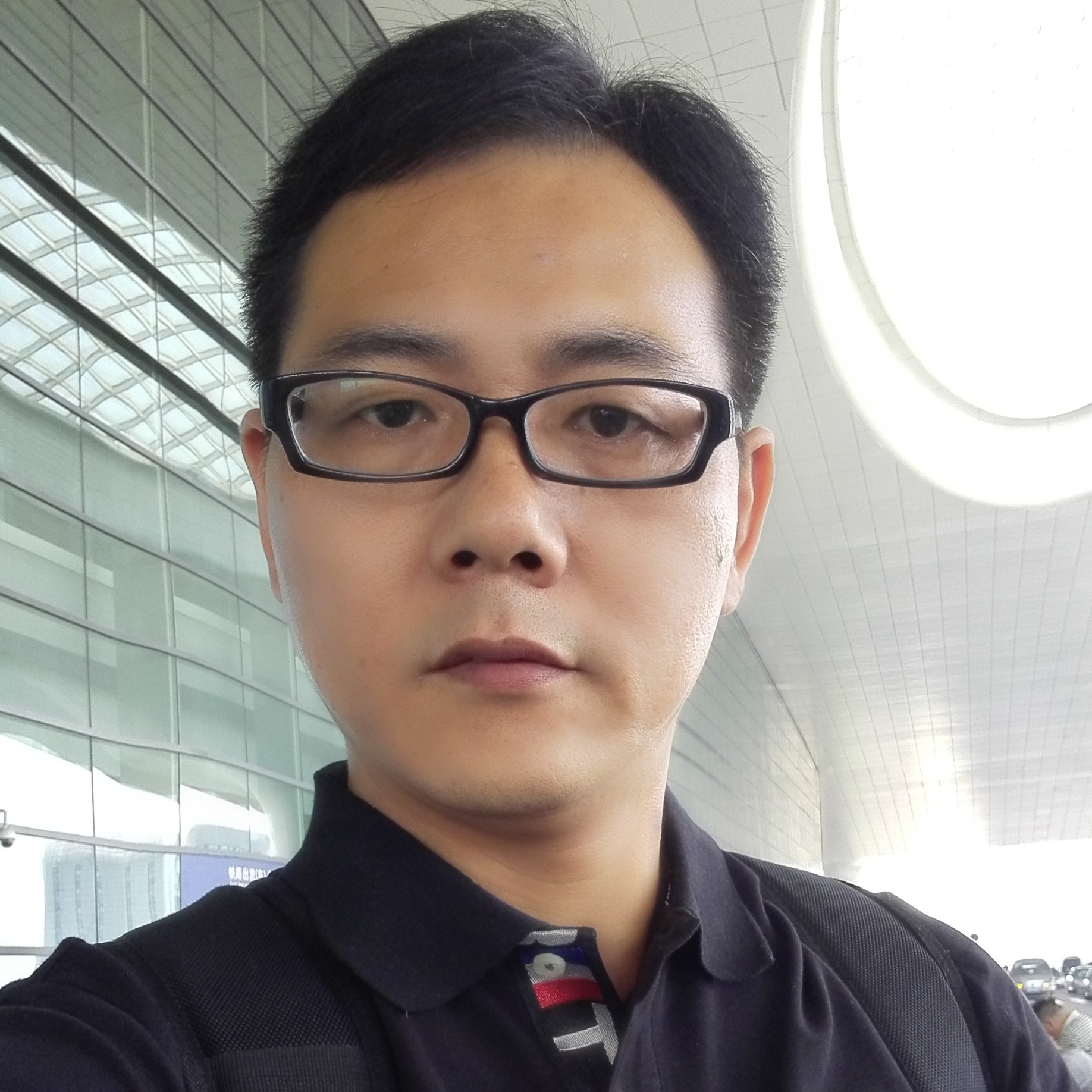 琉璃积极的照片