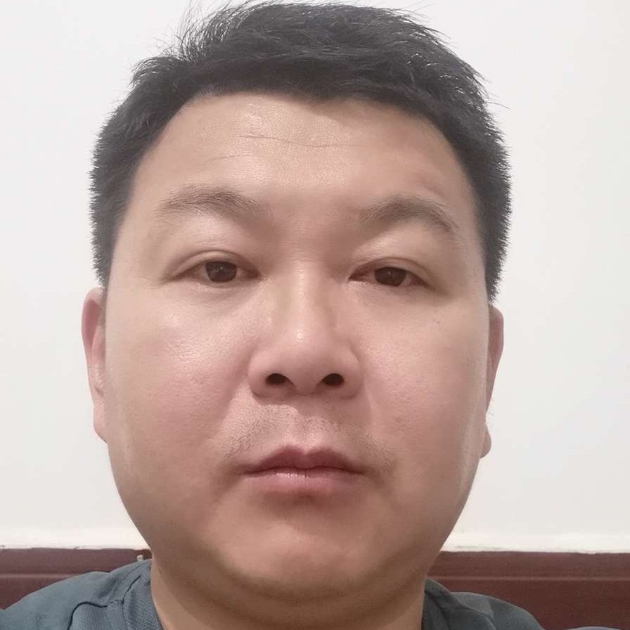 透彻遇見水杯的照片