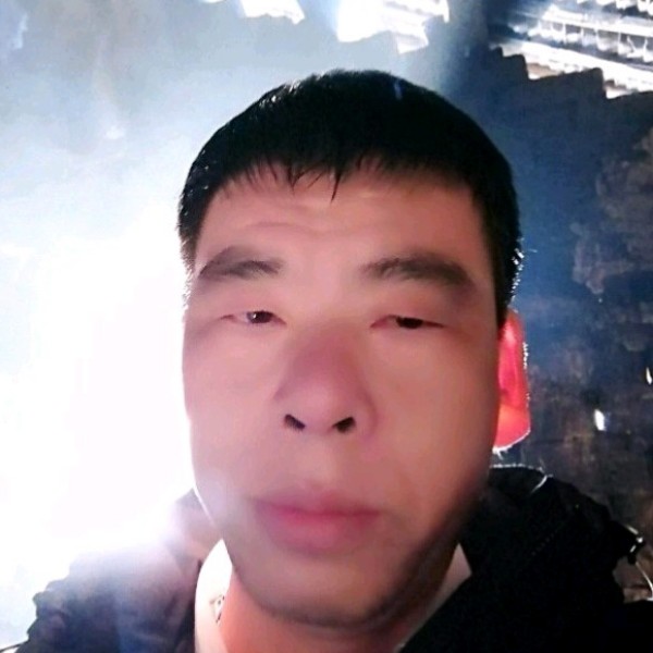 超短裙那隐形的照片