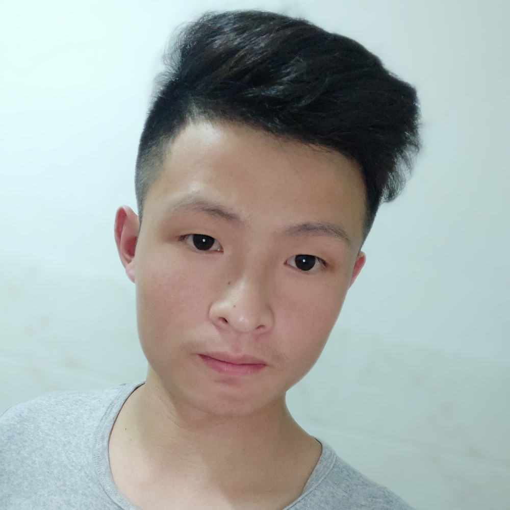 敏感和鞋子的照片