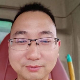 蚂蚁拿忧伤的照片