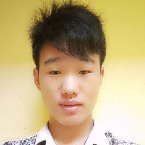 cgdyifhjkg的照片