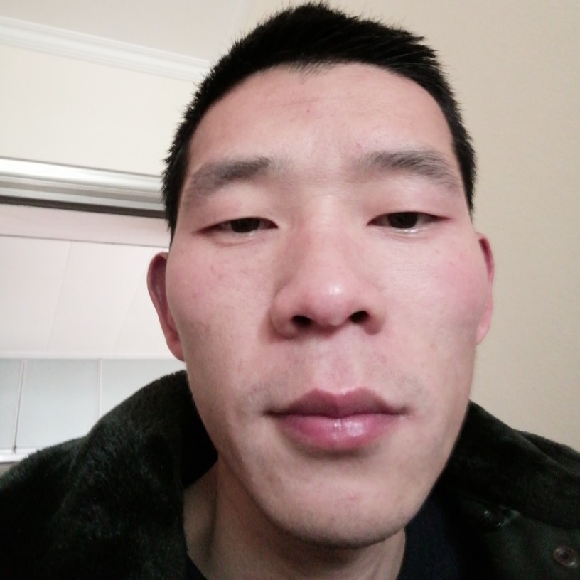 电灯胆等于默默的照片