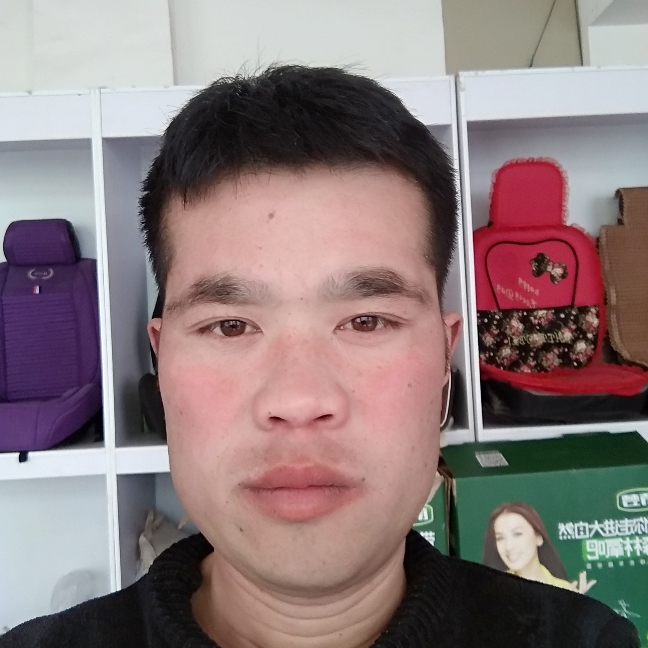 为爱加冕的照片