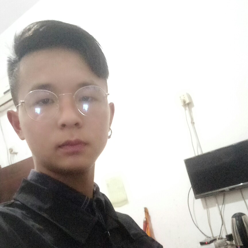 风萧深拥动听的照片