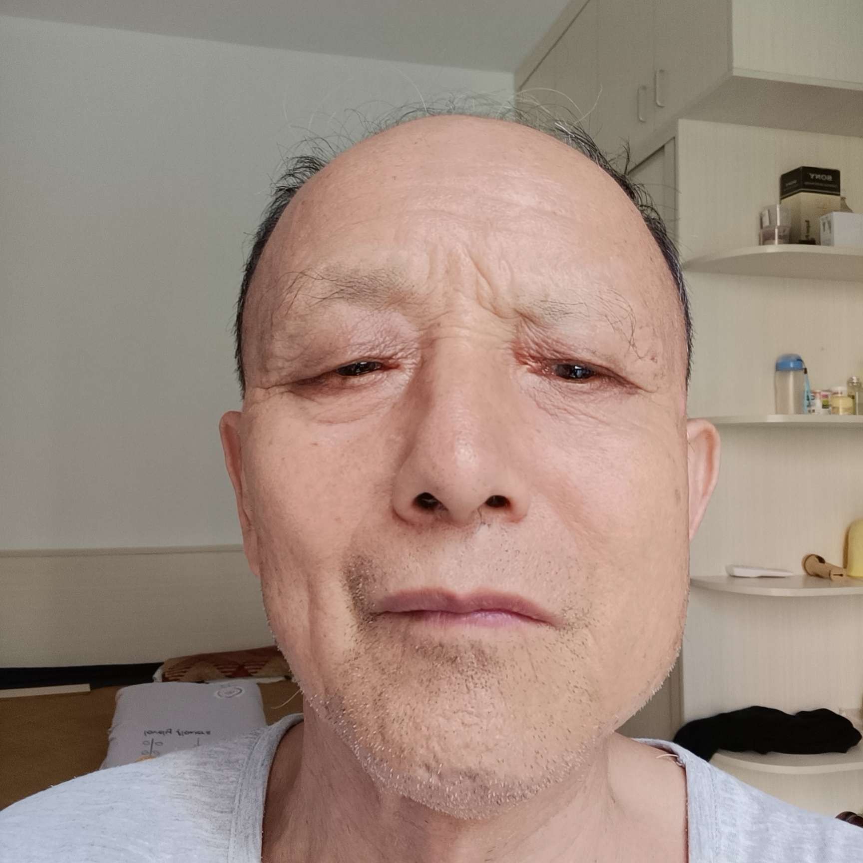 郭守中的照片