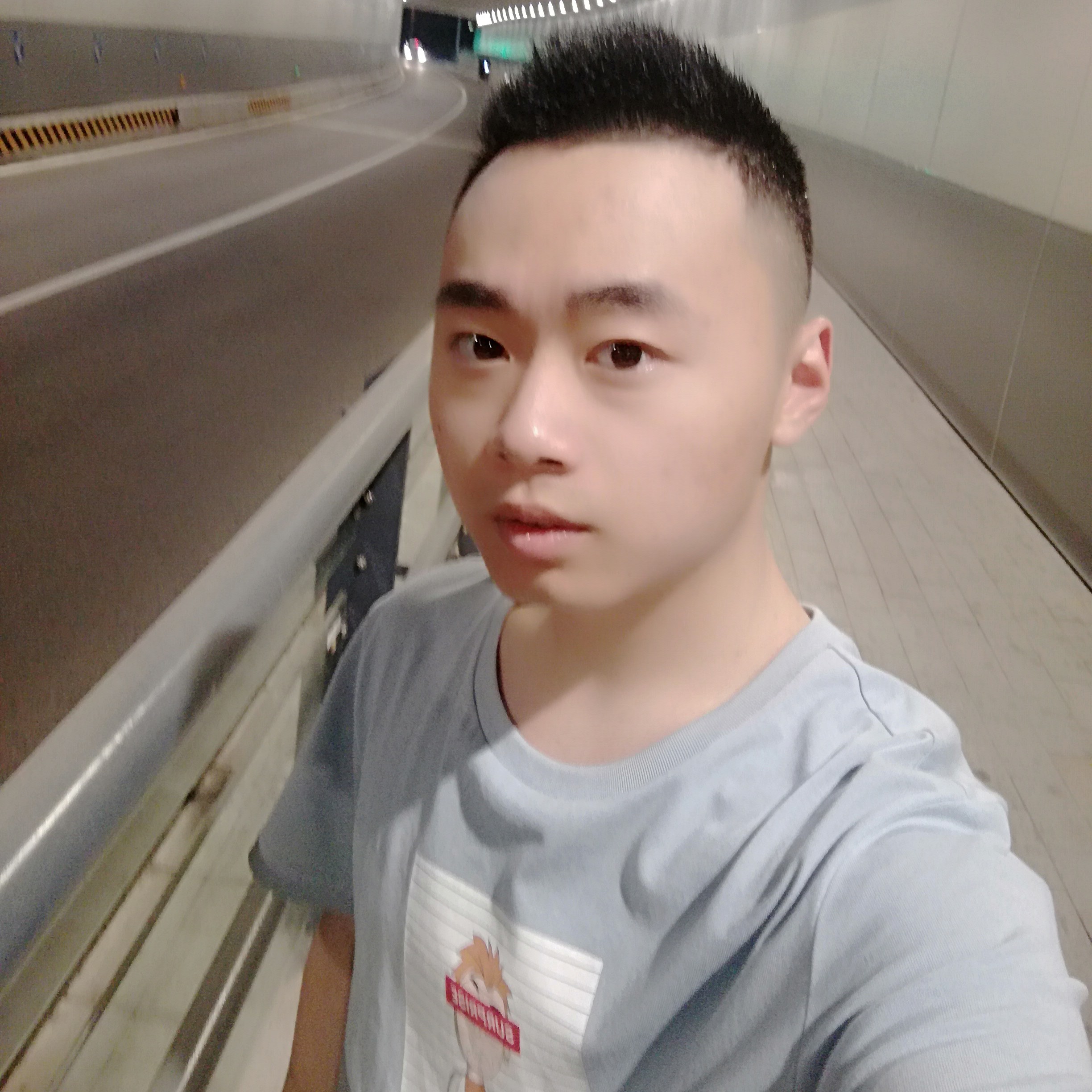 千寻疾的照片