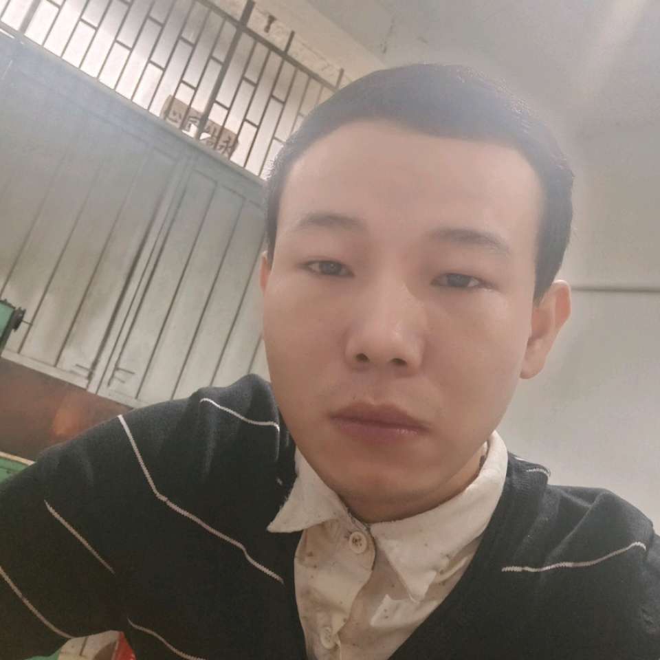 远距离拥抱的照片