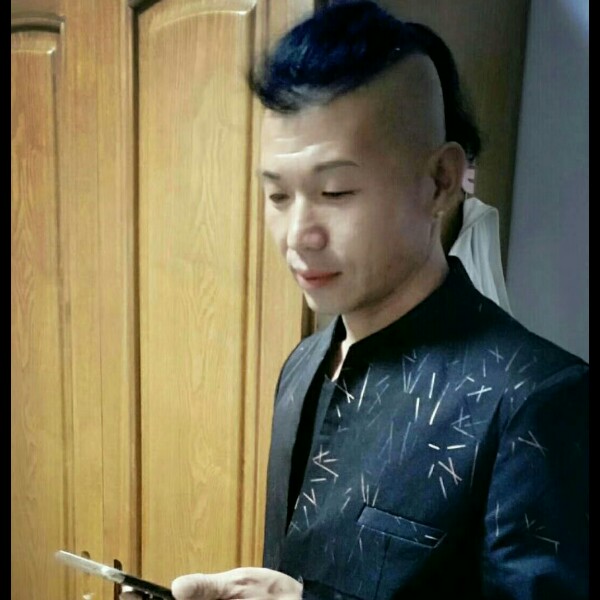 台灯后来的照片