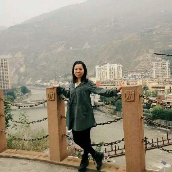 Simple J的照片