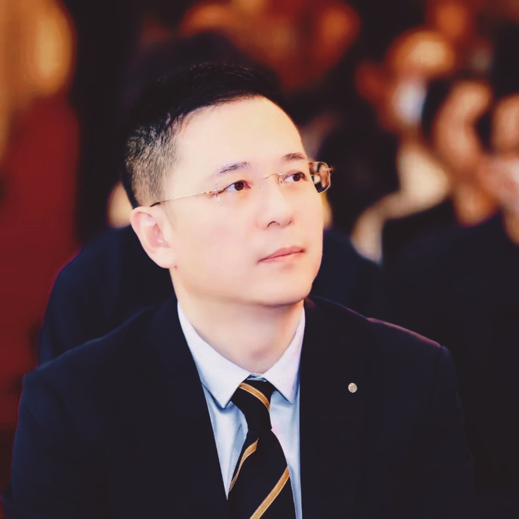 刚刚先生的照片