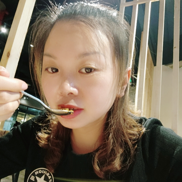 小蜜蜂清脆的照片