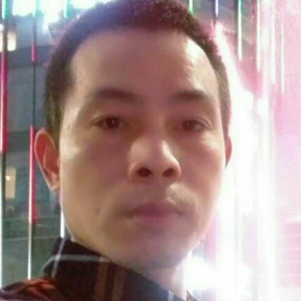 贤惠汉堡的照片