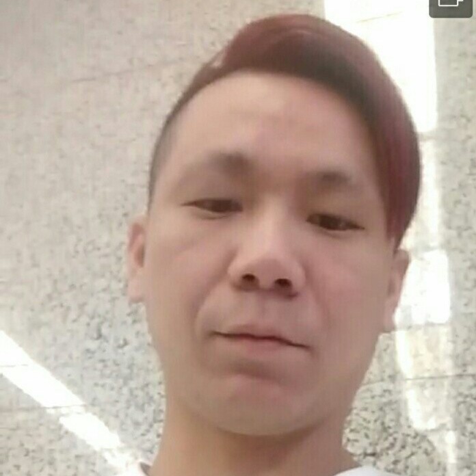 故意吃醋外套的照片