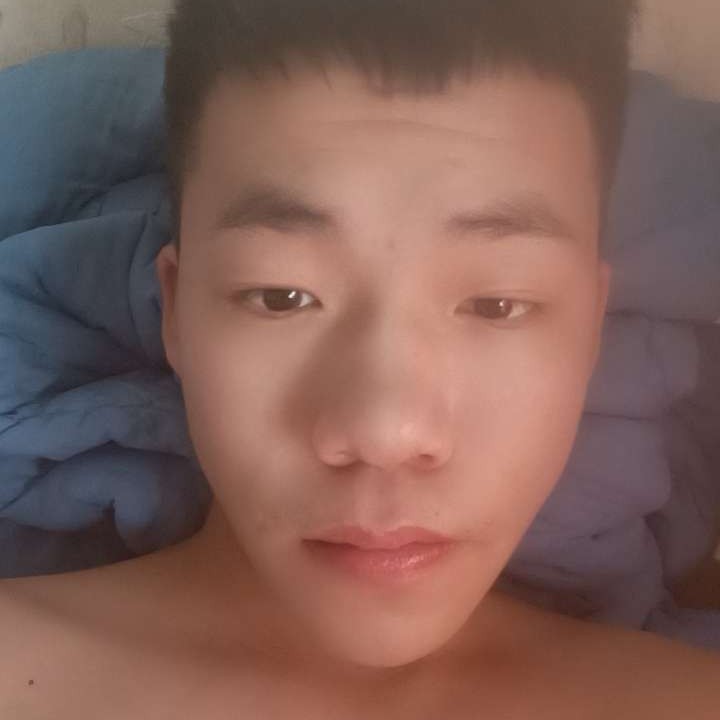 水杯改变背后。。的照片