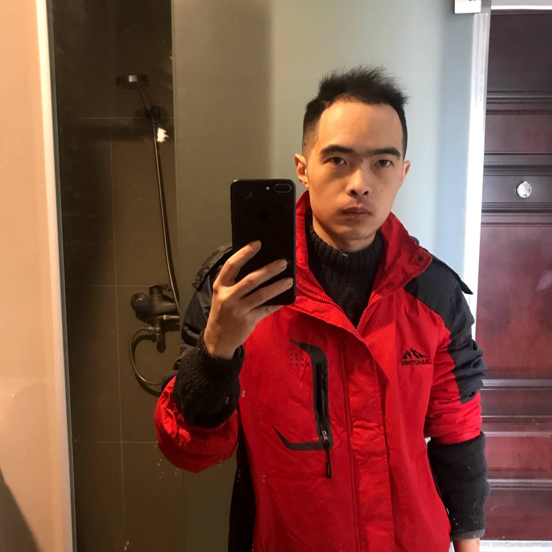 嗨把手给我的照片