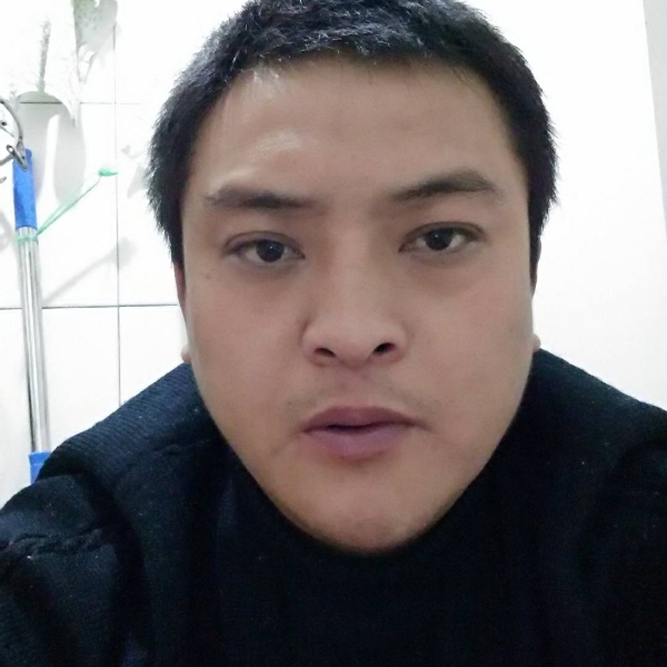 雷烈的照片